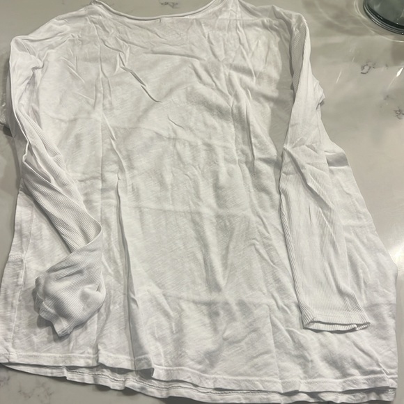 Anthropologie Tiered Hem Long Sleeve Tee - Picture 4 of 4